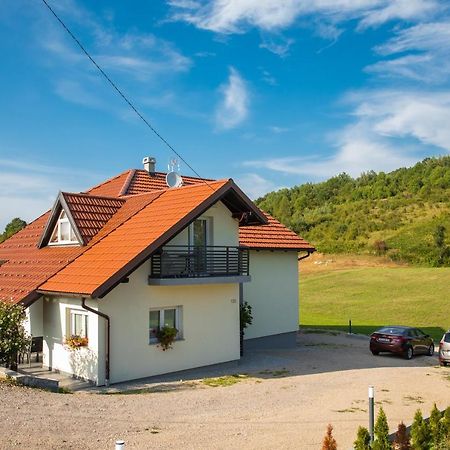Apartmani Leptir Rakovica Eksteriør billede