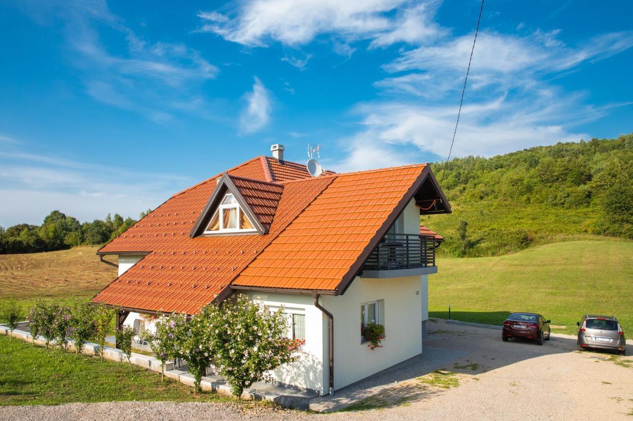 Apartmani Leptir Rakovica Eksteriør billede