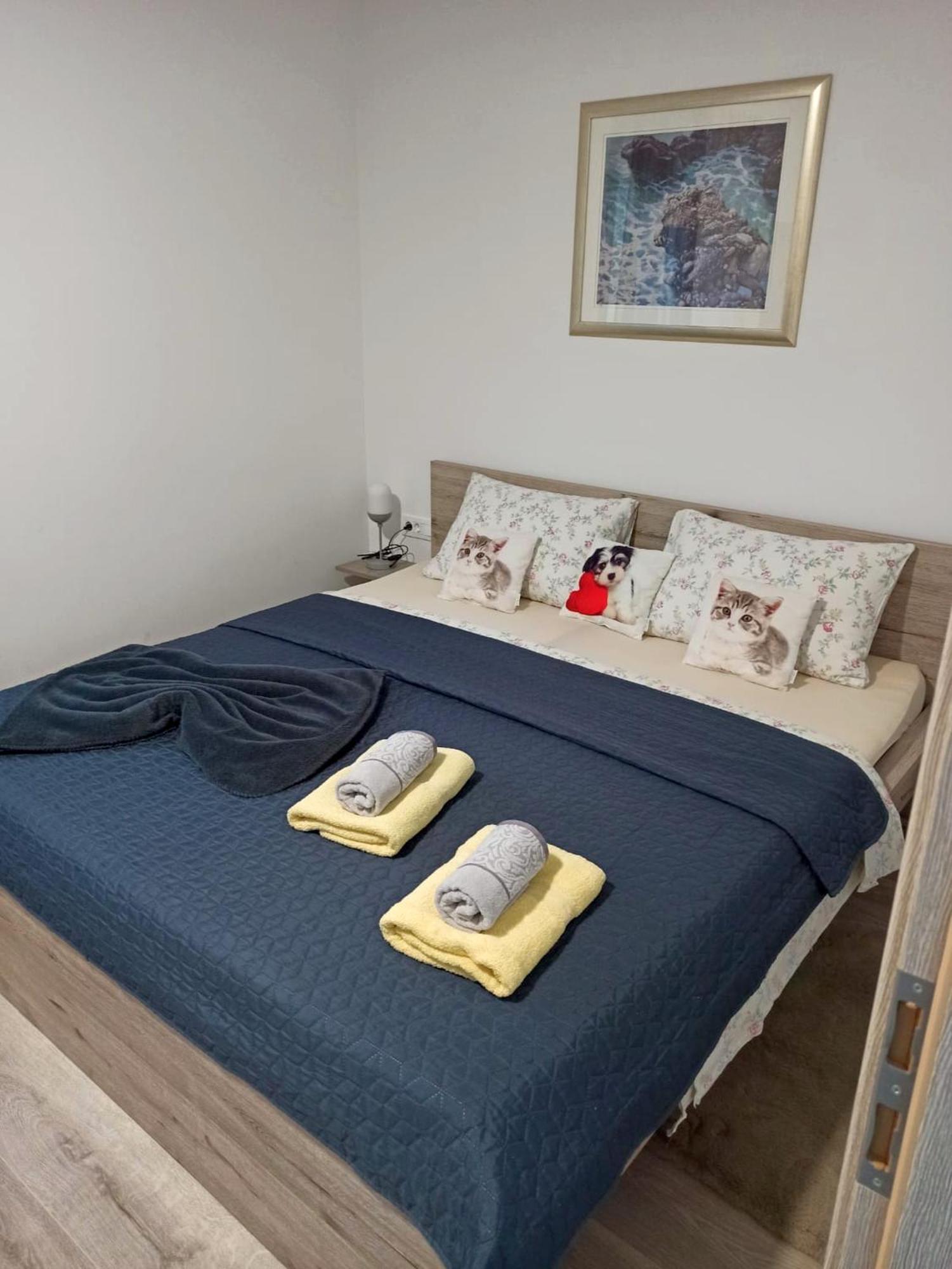 Apartmani Leptir Rakovica Eksteriør billede