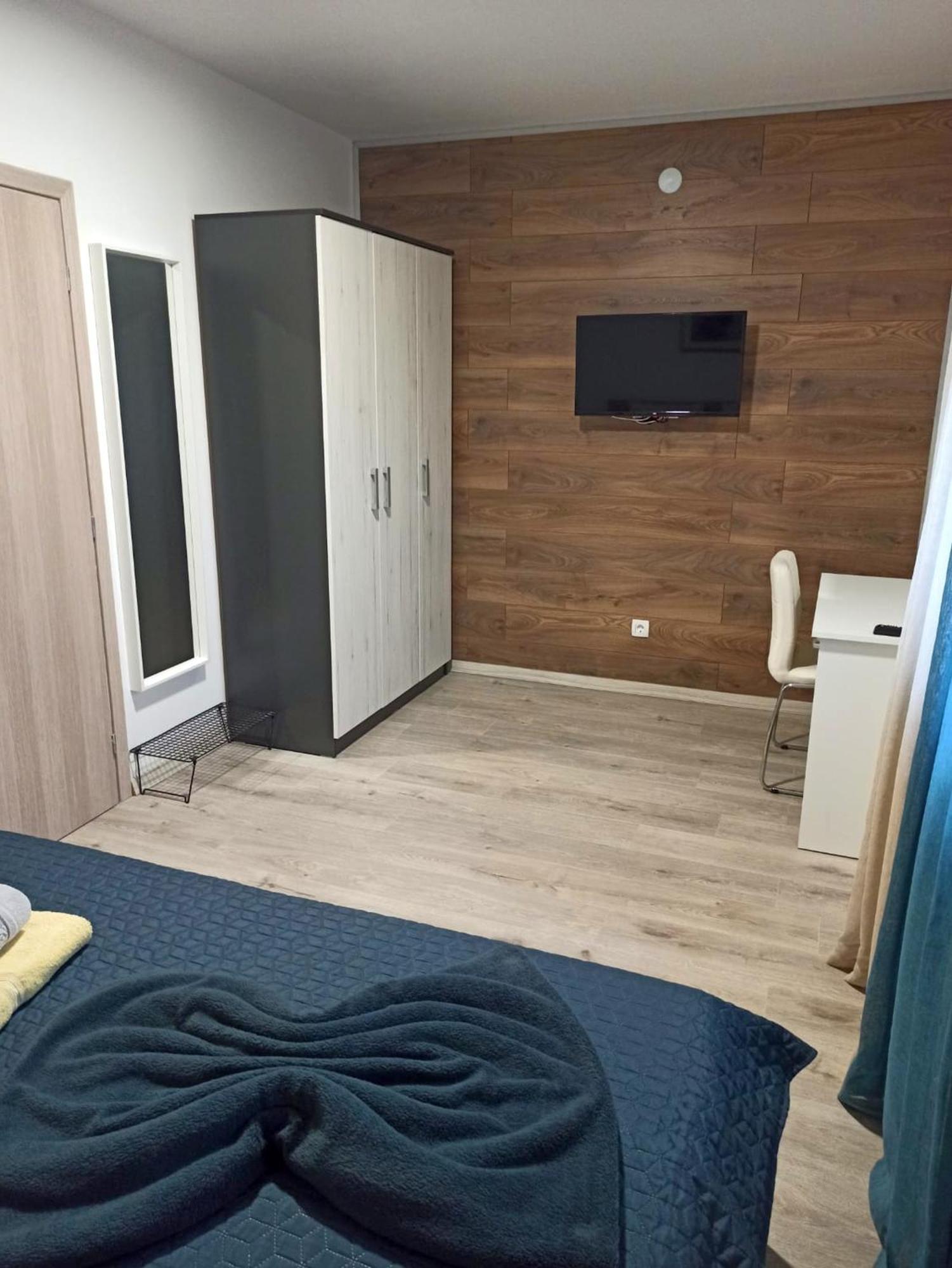 Apartmani Leptir Rakovica Eksteriør billede